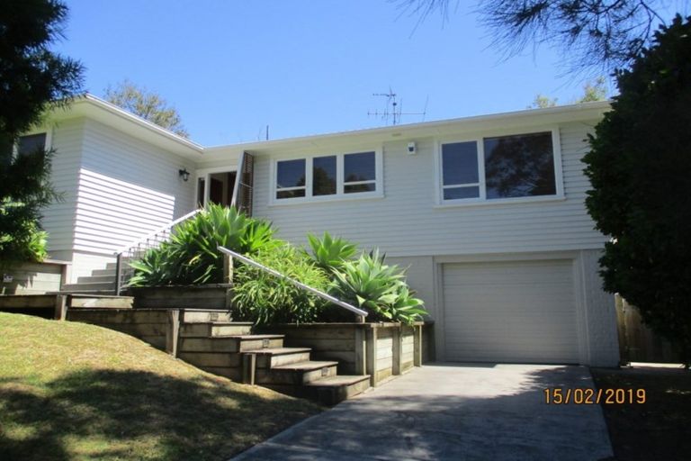 Photo of property in 21 Oruamo Place, Beach Haven, Auckland, 0626