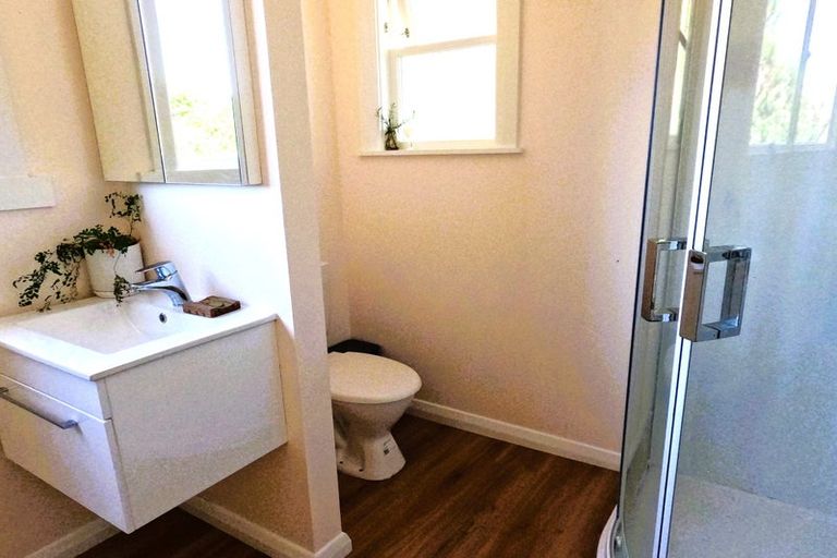 Photo of property in 1915 State Highway 2, Waipukurau, 4275