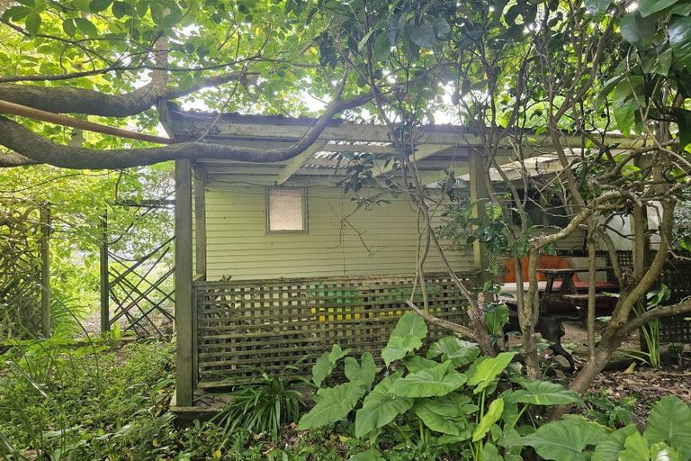Photo of property in 121 Ohawini Road, Oakura, Hikurangi, 0184