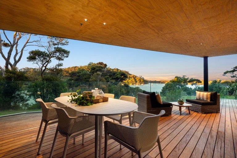 Photo of property in 5/12g Marlborough Crescent, Hobsonville, Auckland, 0616