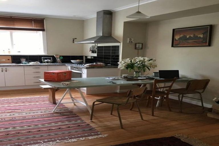 Photo of property in 607 Victoria Street, Parkvale, Hastings, 4122