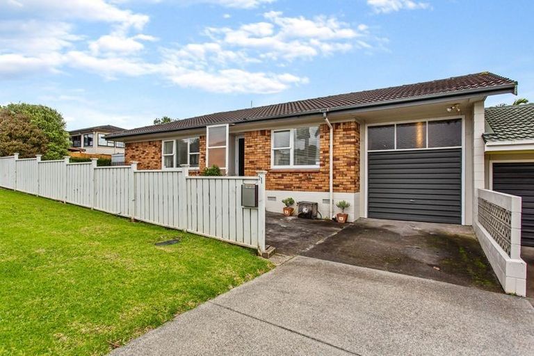 Photo of property in 2/1 Prangley Avenue, Mangere, Auckland, 2022