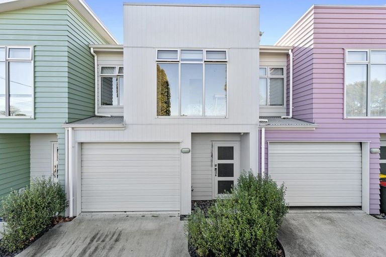 Photo of property in 72u2 Carrington Avenue, Silverdale, Hamilton, 3216