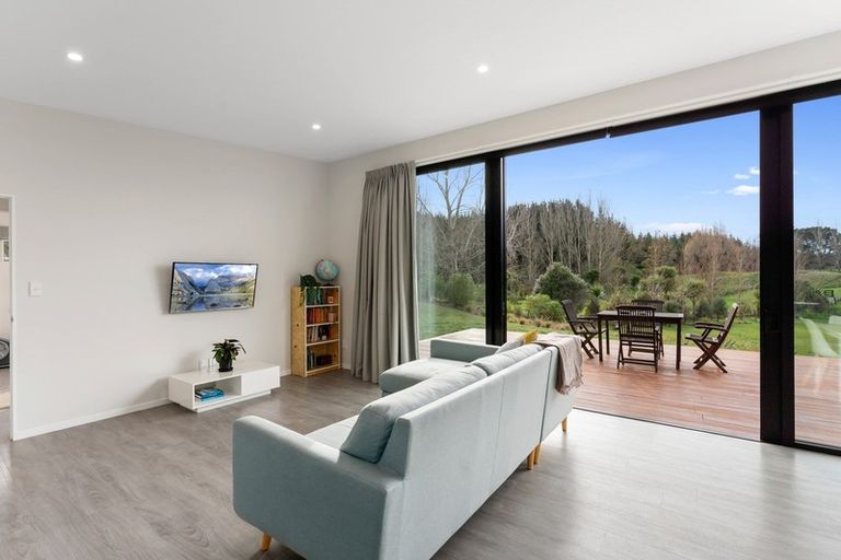 Photo of property in 22 Kristin Place, Manakau, Levin, 5573