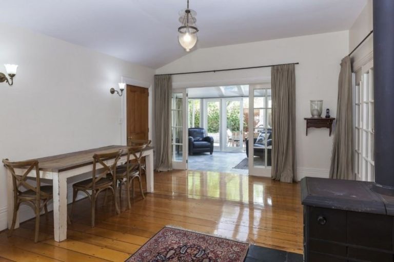 Photo of property in 51 Halswell Junction Road, Halswell, Christchurch, 8025