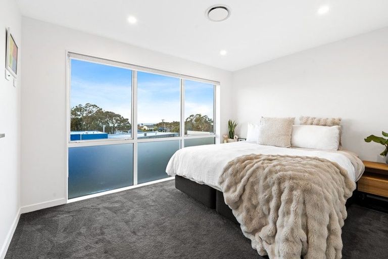 Photo of property in 3/4 Jutland Road, Hauraki, Auckland, 0622