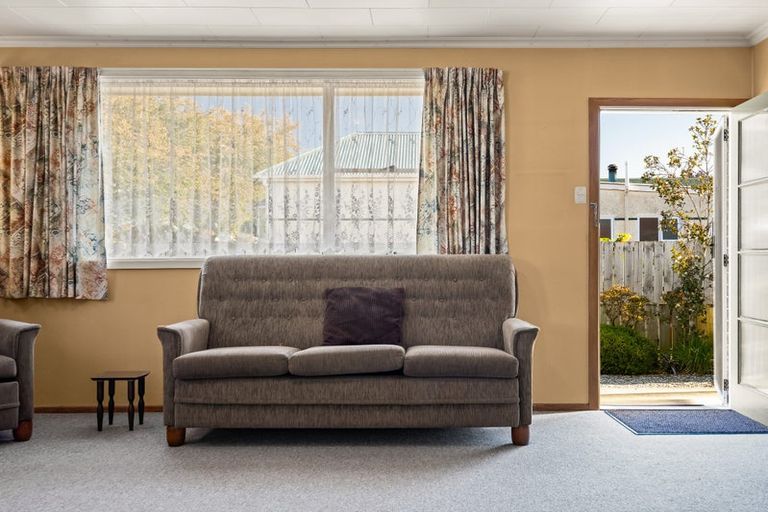 Photo of property in 15a Queen Street, Mosgiel, 9024