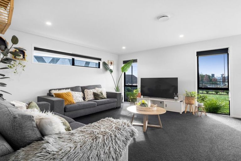 Photo of property in 3 Andesite Drive, Rolleston, 7614