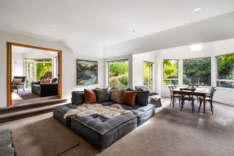 Photo of property in 92 Meadowstone Drive, Wanaka, 9305