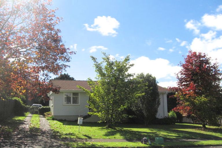 Photo of property in 6 Okareka Place, Pakuranga Heights, Auckland, 2010