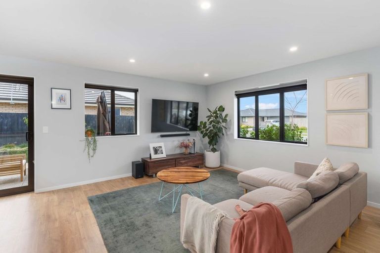 Photo of property in 26 Reuben Avenue, Rolleston, 7615