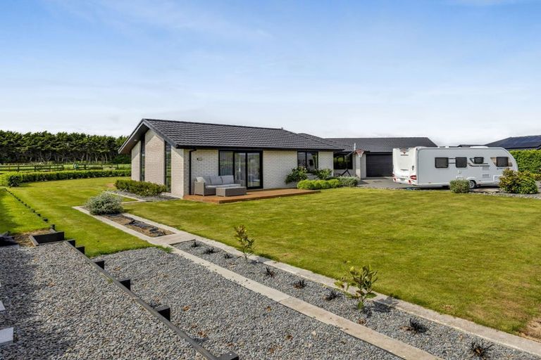 Photo of property in 1 Larlin Drive, Hawera, 4675