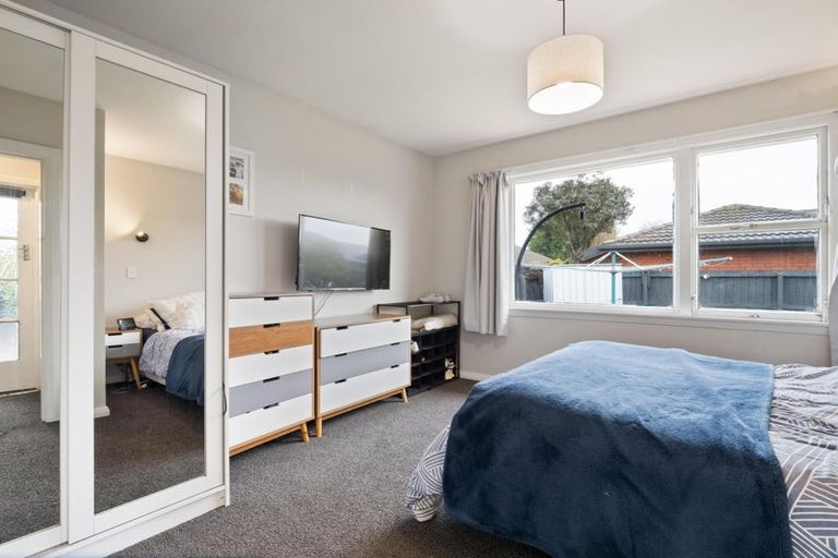 Photo of property in 53 Cutts Road, Russley, Christchurch, 8042