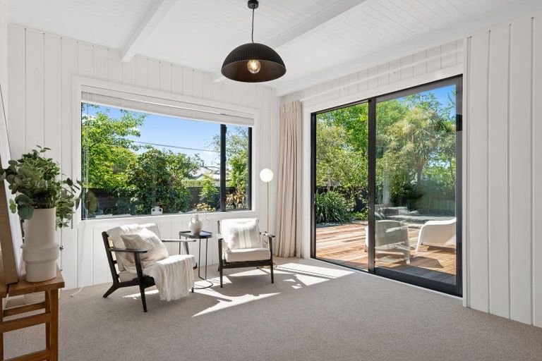 Photo of property in 116 Paparoa Street, Papanui, Christchurch, 8053