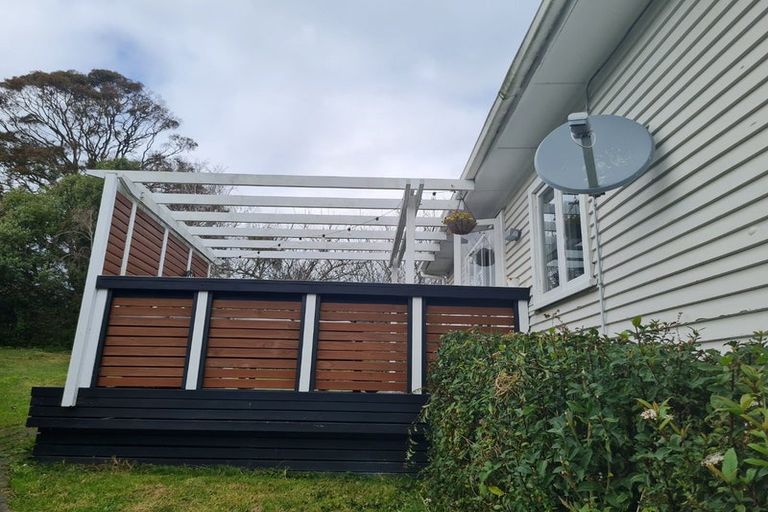 Photo of property in 911a Whangaparaoa Road, Manly, Whangaparaoa, 0930