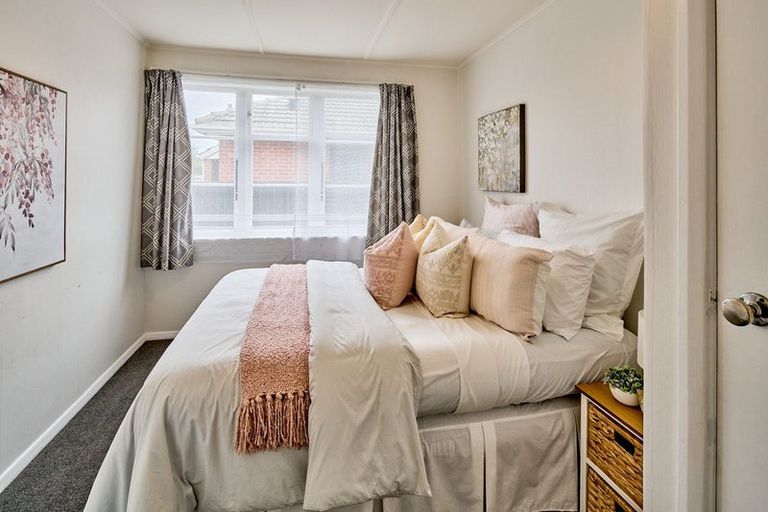Photo of property in 36 Chapman Crescent, Naenae, Lower Hutt, 5011