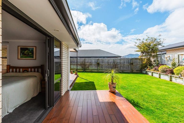 Photo of property in 9 Harakeke Drive, Wharewaka, Taupo, 3330