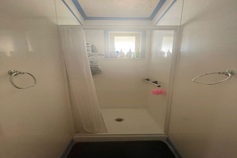 Photo of property in 10 Fraser Road, Papatoetoe, Auckland, 2025