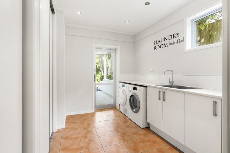 Photo of property in 10 Mccrystal Avenue, Bucklands Beach, Auckland, 2012