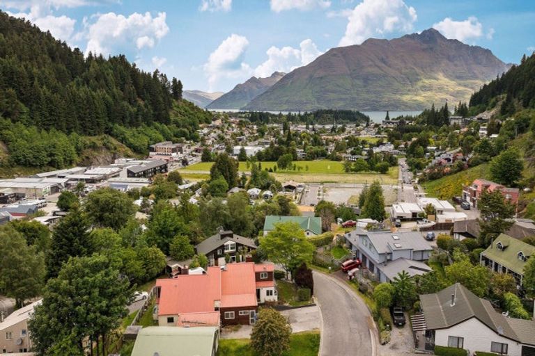 Photo of property in 27a Bowen Street, Queenstown, 9300