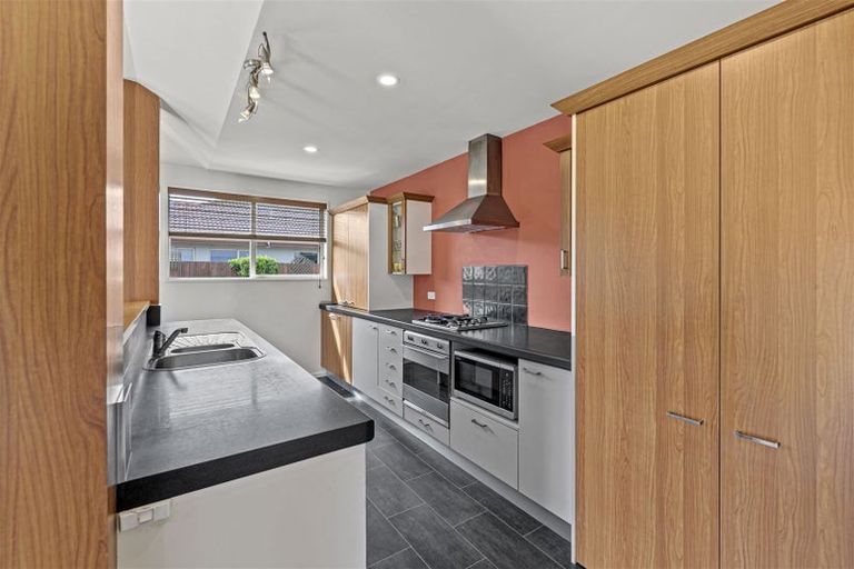 Photo of property in 5 Richard Seddon Drive, Northwood, Christchurch, 8051