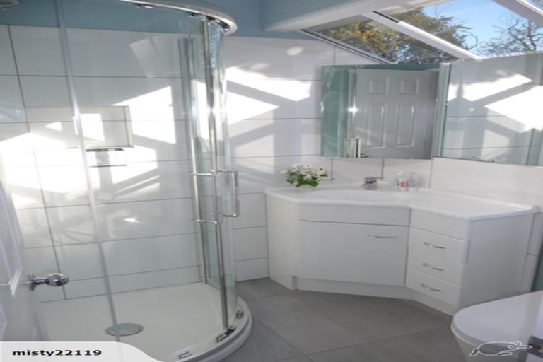 Photo of property in 12 Bristow Place, Karori, Wellington, 6012