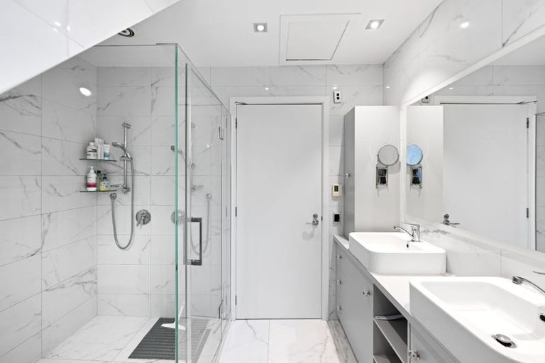 Photo of property in 4 Le Quesnoy Place, Cambridge, 3434