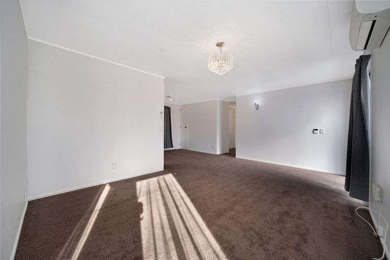 Photo of property in 11 Danube Lane, Glen Eden, Auckland, 0602
