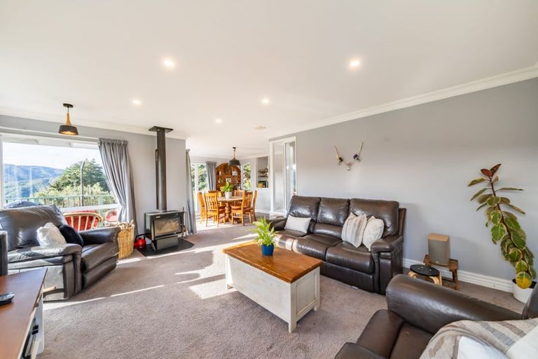 Photo of property in 1154e State Highway 2, Te Marua, Upper Hutt, 5018