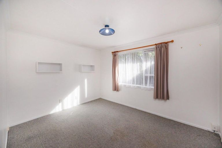 Photo of property in 11 Cascade Crescent, Westbrook, Palmerston North, 4412