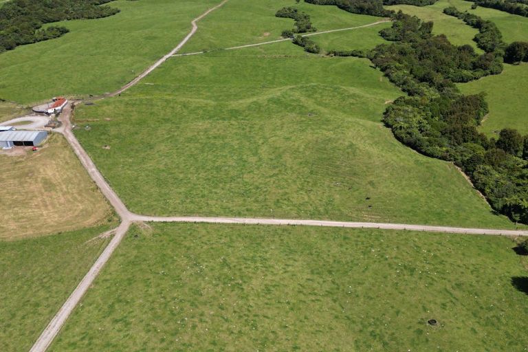 Photo of property in 415 Kirihau Road, Koru, New Plymouth, 4374