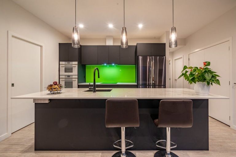 Photo of property in 20 Kerrigan Crescent, Wallaceville, Upper Hutt, 5018