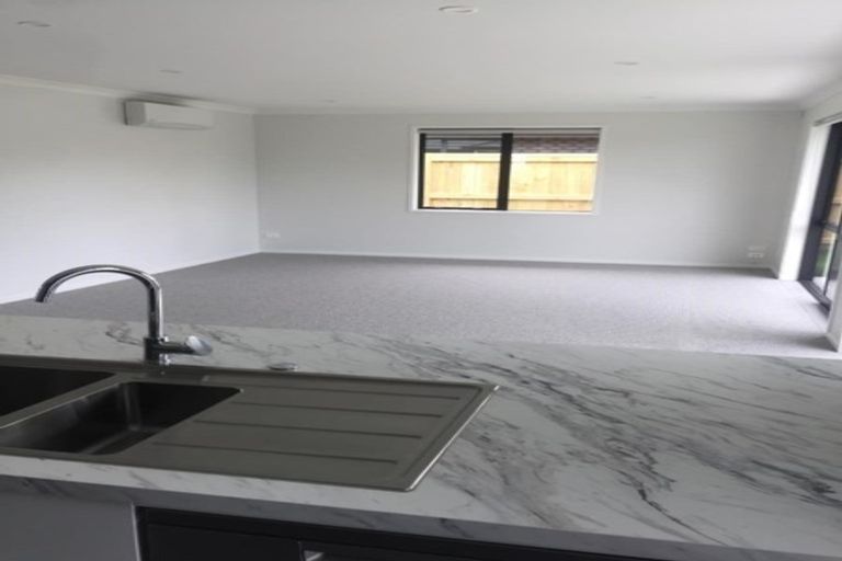 Photo of property in 10d2 Clive Road, Katikati, 3129
