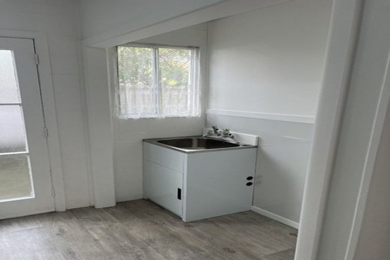 Photo of property in 4/869 Heaphy Terrace, Claudelands, Hamilton, 3214