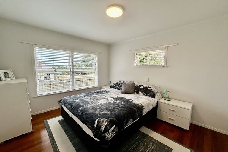 Photo of property in 1/15a Kawerau Avenue, Devonport, Auckland, 0624