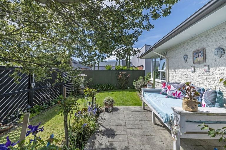 Photo of property in 26 Staveley Street, Avonhead, Christchurch, 8042