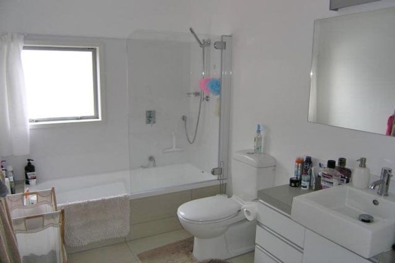 Photo of property in 59 Saddleback Grove, Karori, Wellington, 6012