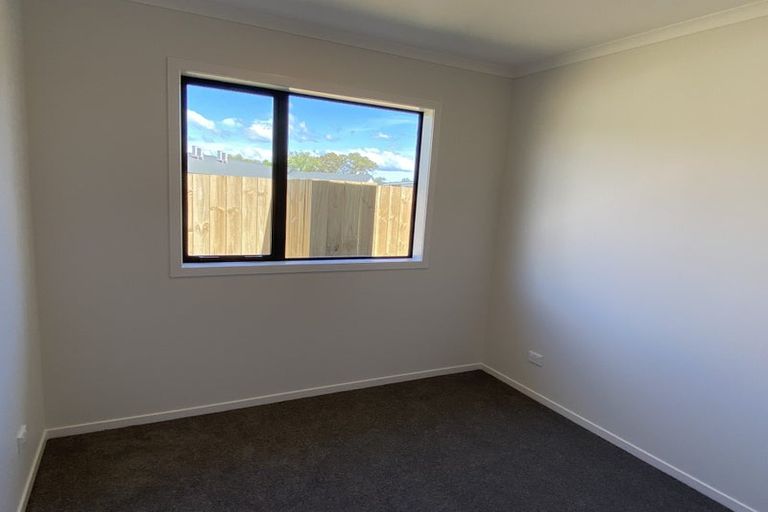 Photo of property in 27u2 Norman Street, Nawton, Hamilton, 3200