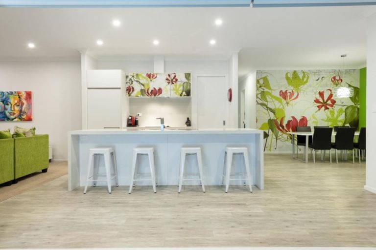 Photo of property in 7 Raiha Street, Papamoa Beach, Papamoa, 3118