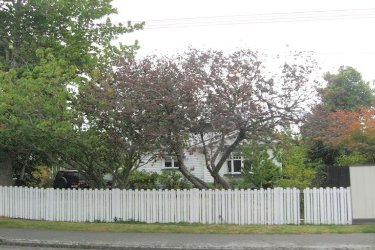 Photo of property in 113 Knowles Street, St Albans, Christchurch, 8052