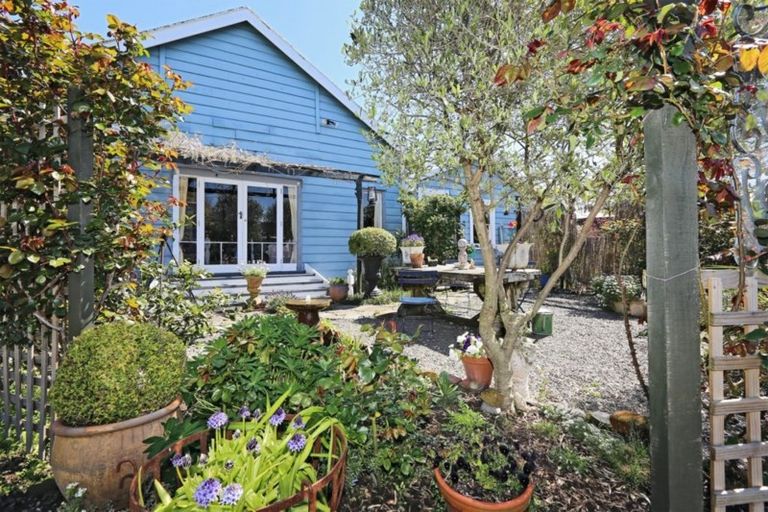 Photo of property in 47 Kenilworth Street, Waipawa, 4210