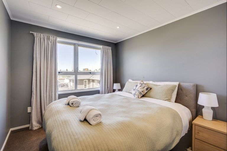 Photo of property in 4/8 Lee Road, Taradale, Napier, 4112