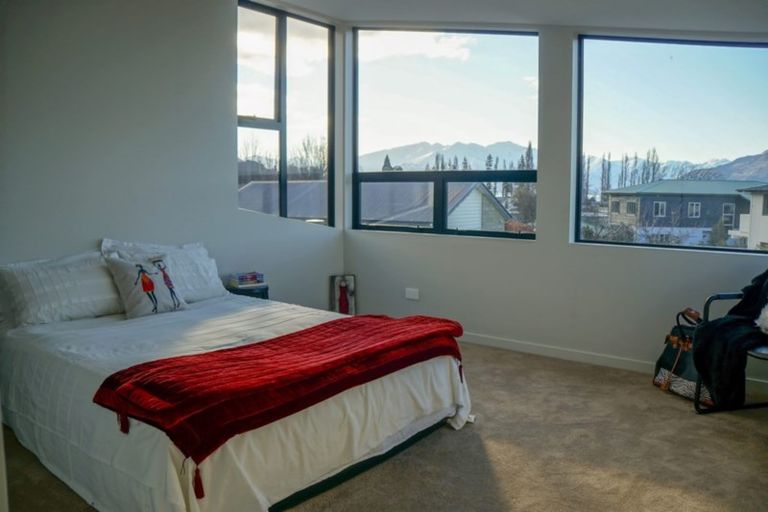 Photo of property in 39 Hyland Street, Wanaka, 9305