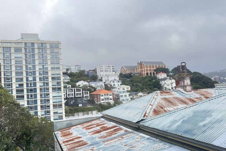 Photo of property in 5/20 Hay Street, Oriental Bay, Wellington, 6011