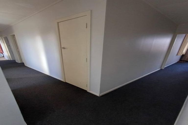 Photo of property in 18 Piper Place, Roslyn, Palmerston North, 4414