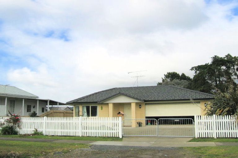 Photo of property in 75 Third View Avenue, Beachlands, Auckland, 2018