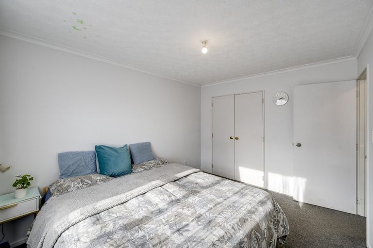 Photo of property in 2/13 Ted Harpur Place, Onekawa, Napier, 4110