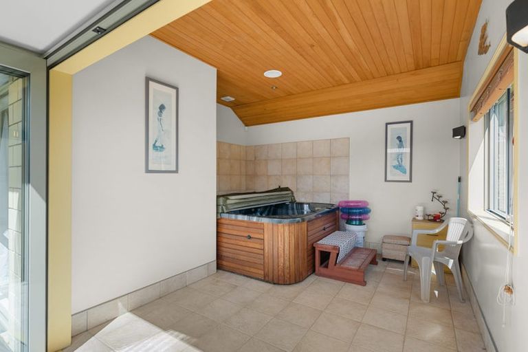 Photo of property in 40 Woodhurst Drive, Casebrook, Christchurch, 8051