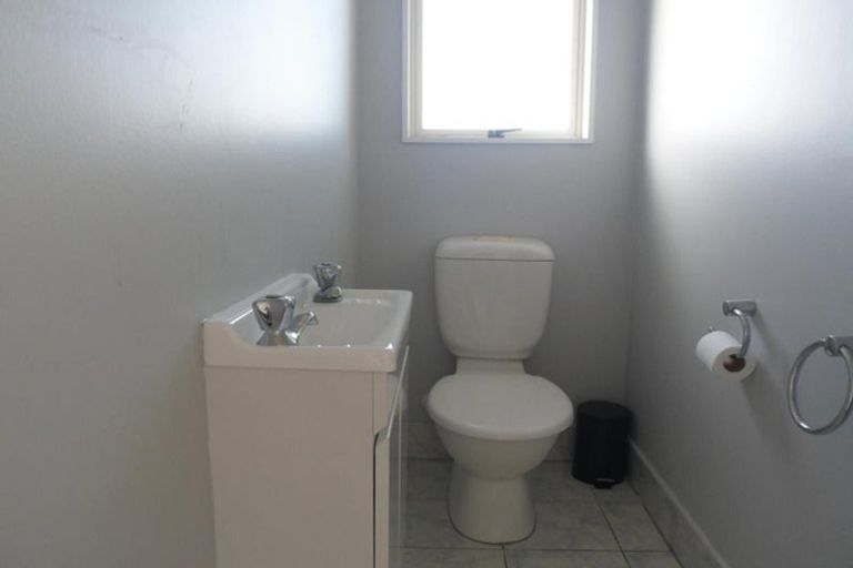 Photo of property in 40 Waverton Terrace, Churton Park, Wellington, 6037