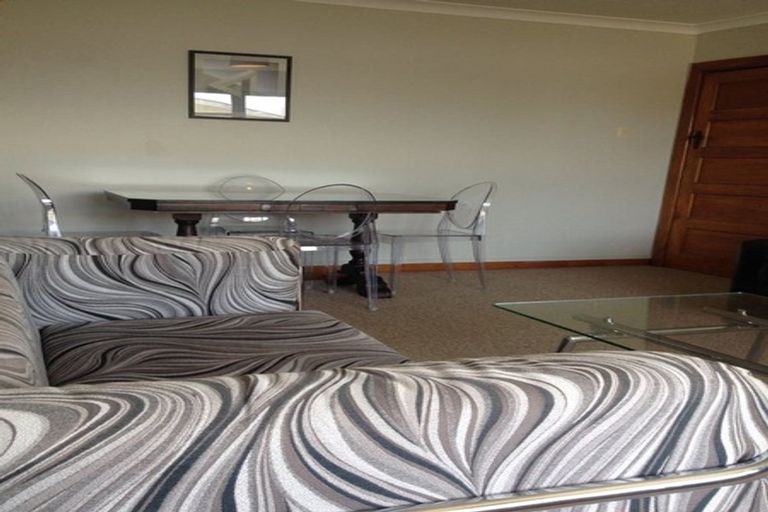 Photo of property in 16 Freyberg Street, Roslyn, Palmerston North, 4414
